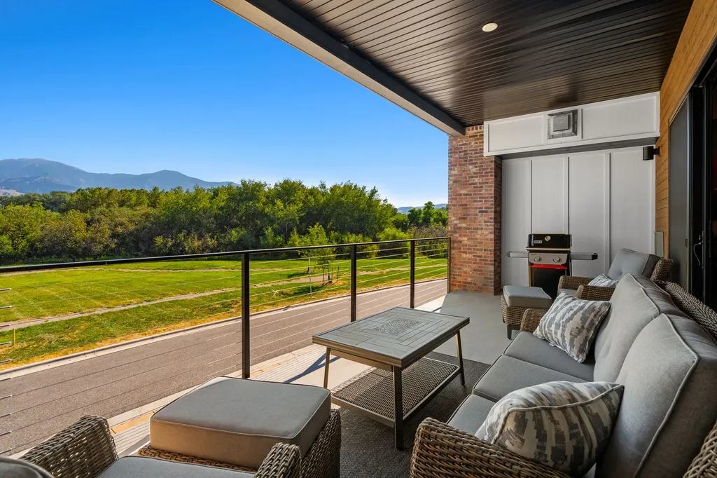 211 Bridger Vale Drive Bozeman MT 59715