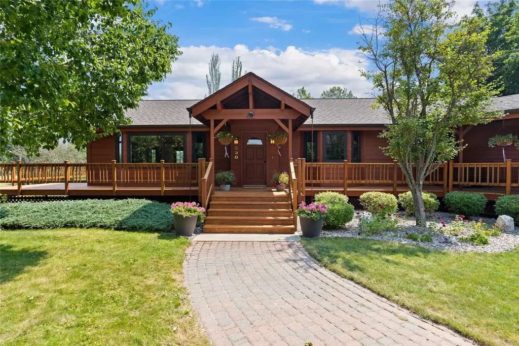 590 Country Way N Kalispell MT 59901