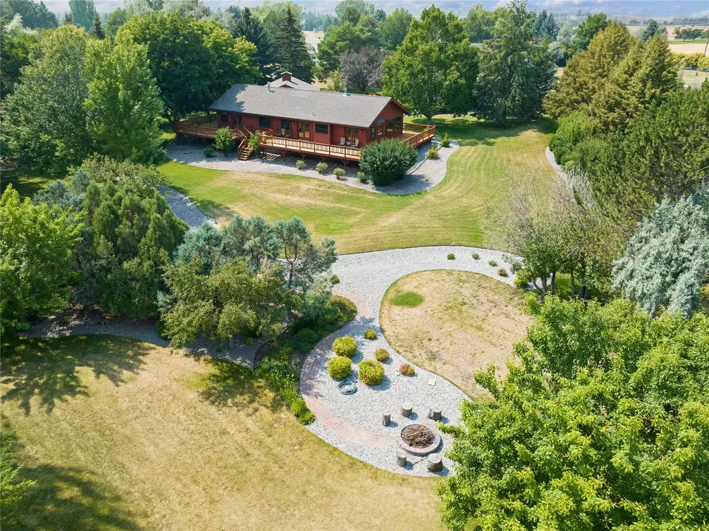590 Country Way N Kalispell MT 59901
