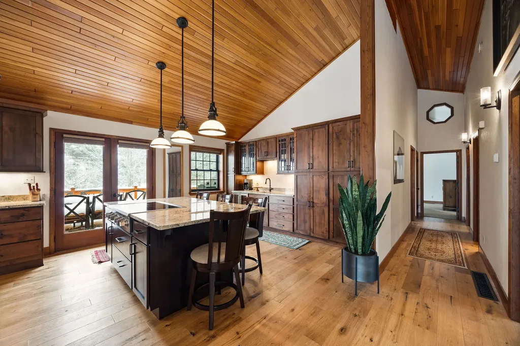 590 Country Way N Kalispell MT 59901