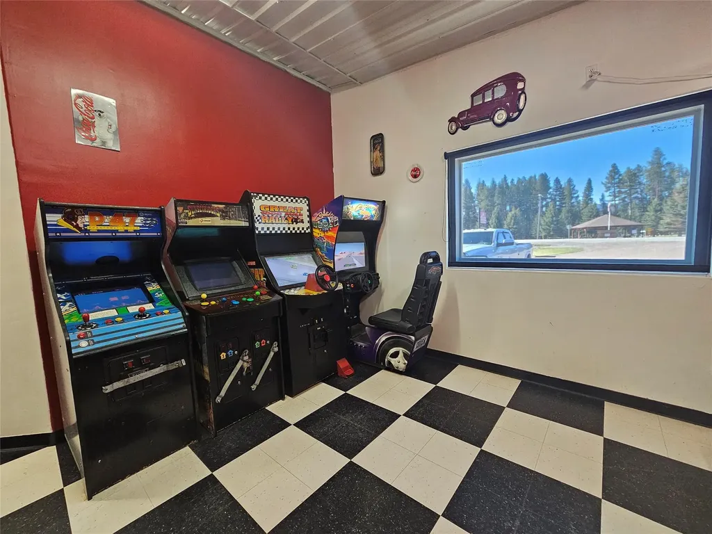 900 Main Street Lincoln MT 59639