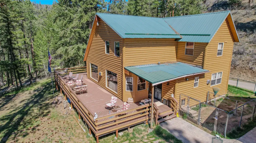 152 Buffalo Bill Road Plains MT 59859