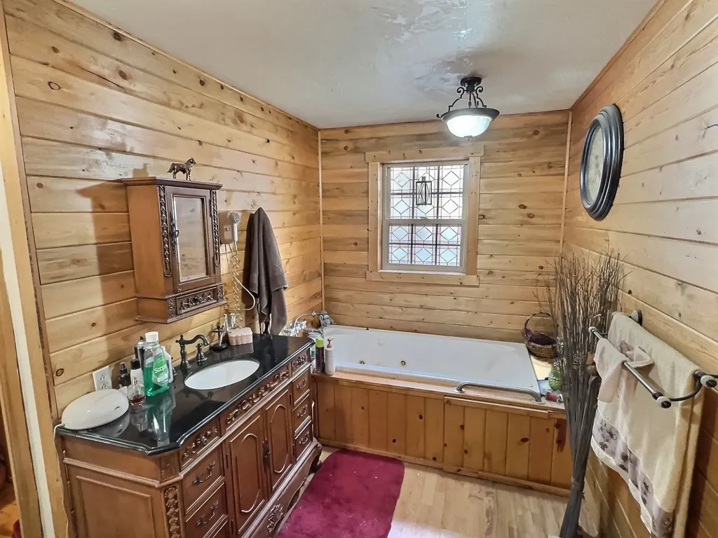 152 Buffalo Bill Road Plains MT 59859
