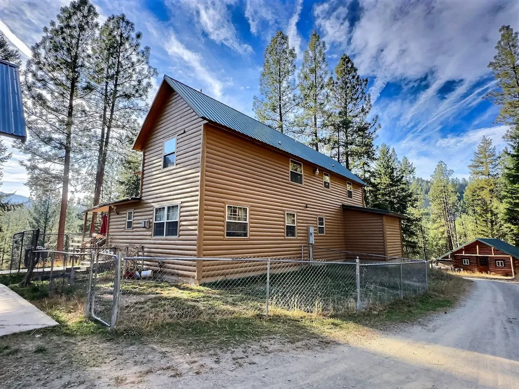 152 Buffalo Bill Road Plains MT 59859