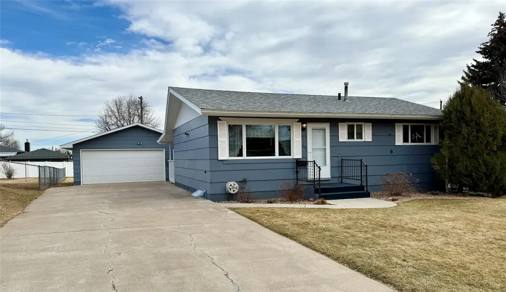 212 Riverview 2 E Great Falls MT 59404
