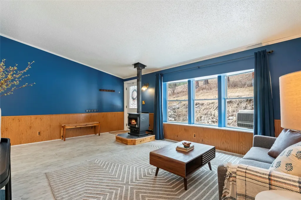 53 Woodland Park Loop Clancy MT 59634