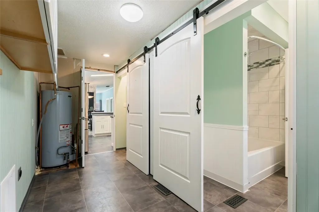 53 Woodland Park Loop Clancy MT 59634