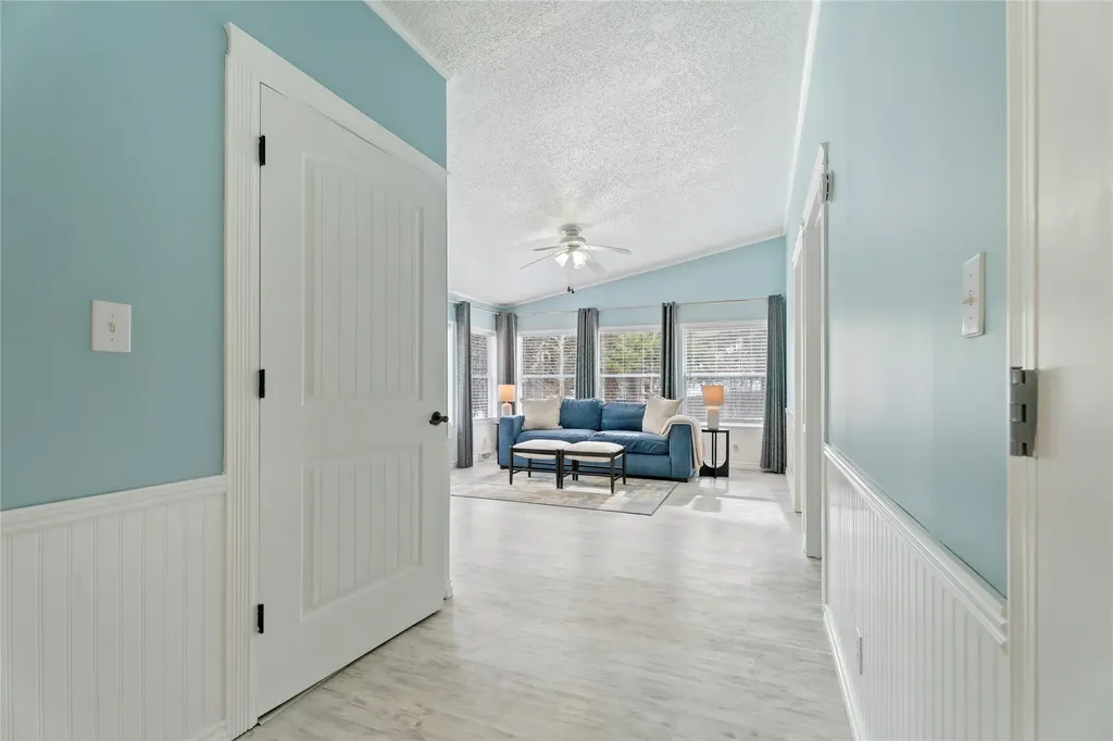 53 Woodland Park Loop Clancy MT 59634
