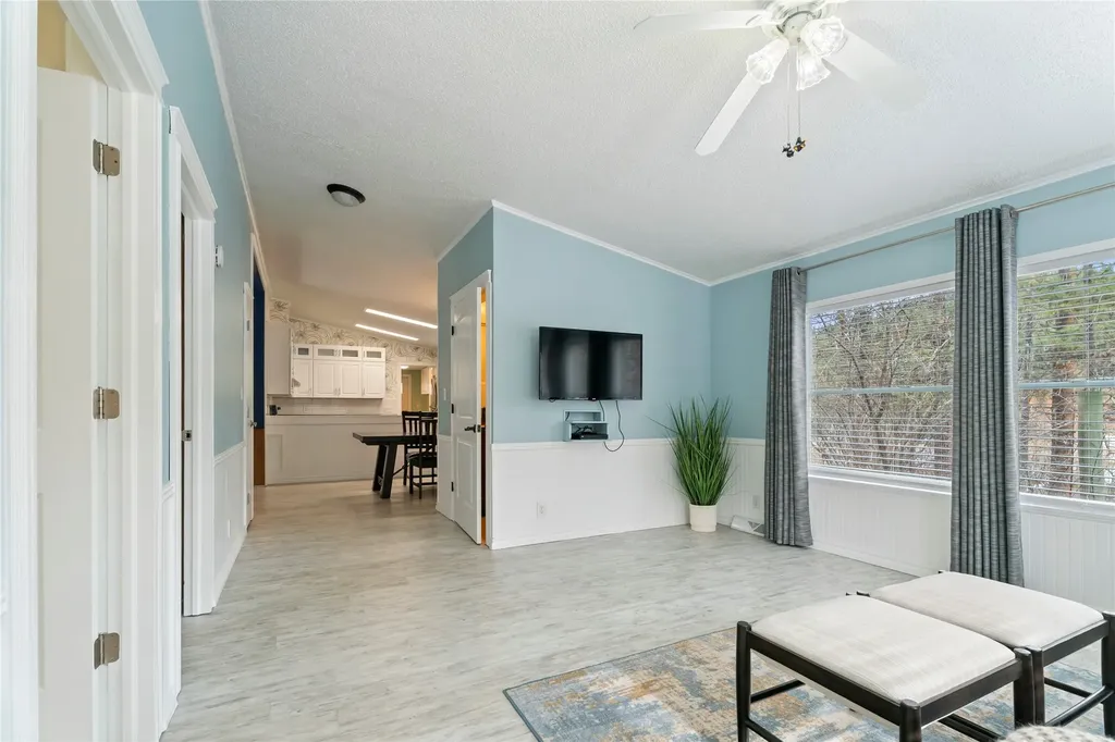 53 Woodland Park Loop Clancy MT 59634