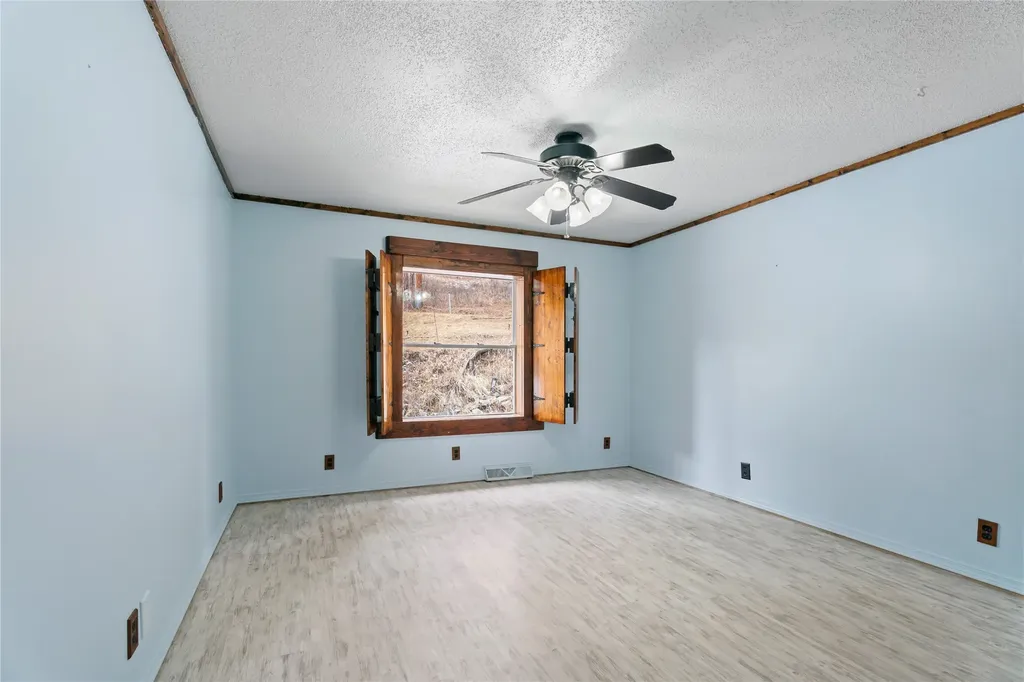53 Woodland Park Loop Clancy MT 59634