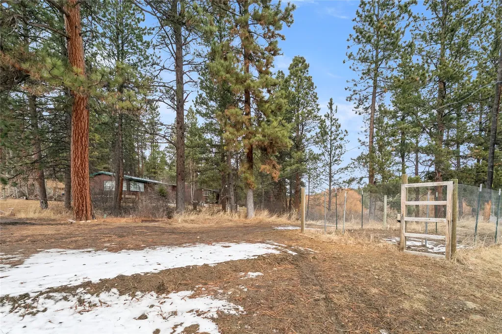 53 Woodland Park Loop Clancy MT 59634