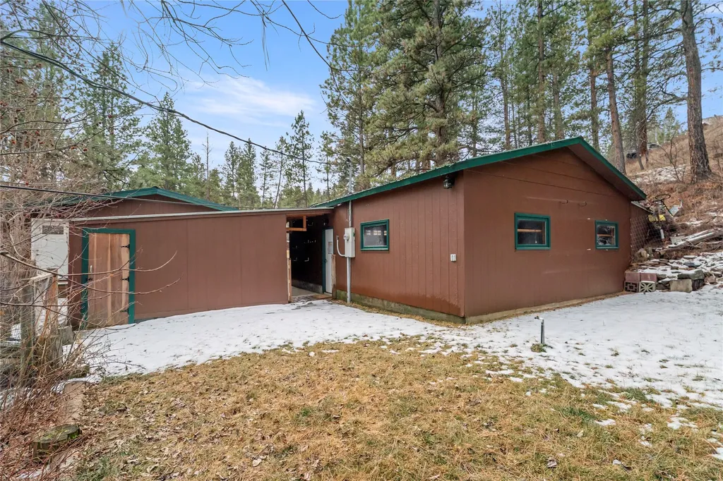 53 Woodland Park Loop Clancy MT 59634