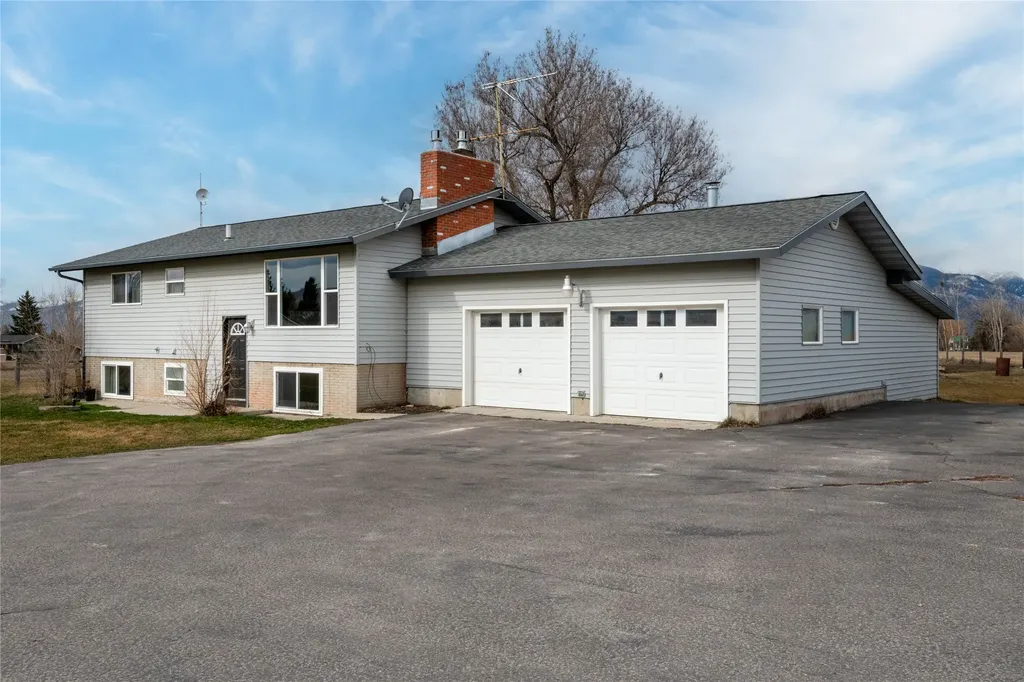 1170 Three Mile Creek Road Stevensville MT 59870