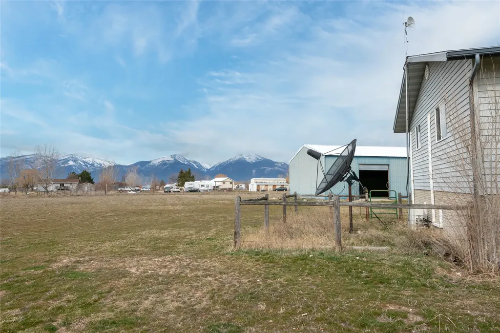 1170 Three Mile Creek Road Stevensville MT 59870
