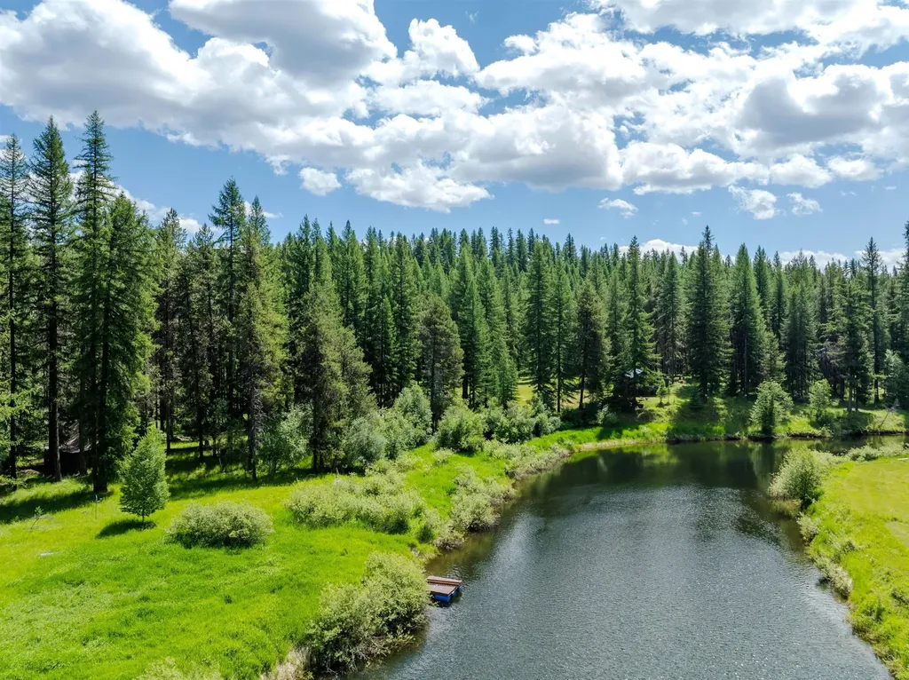 796 Tamarack Lane Troy MT 59935