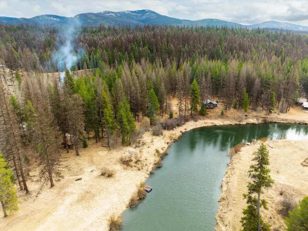 796 Tamarack Lane Troy MT 59935