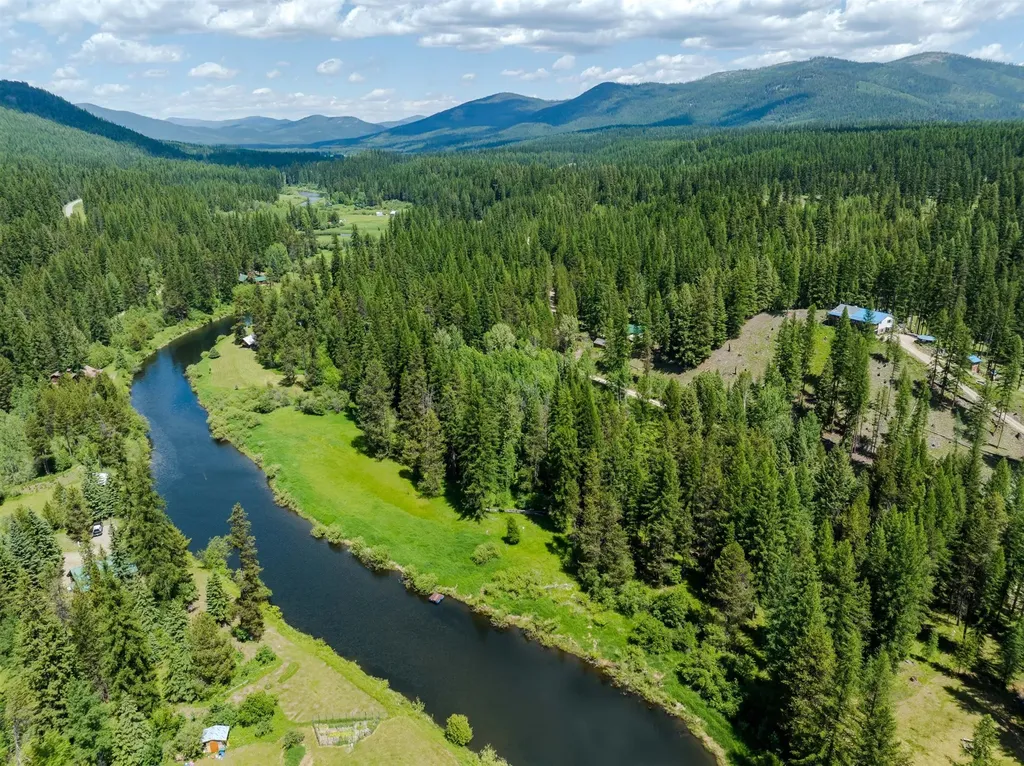 796 Tamarack Lane Troy MT 59935