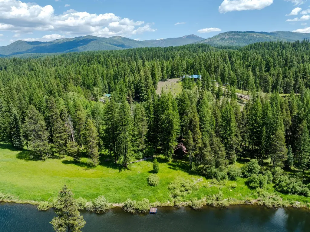 796 Tamarack Lane Troy MT 59935
