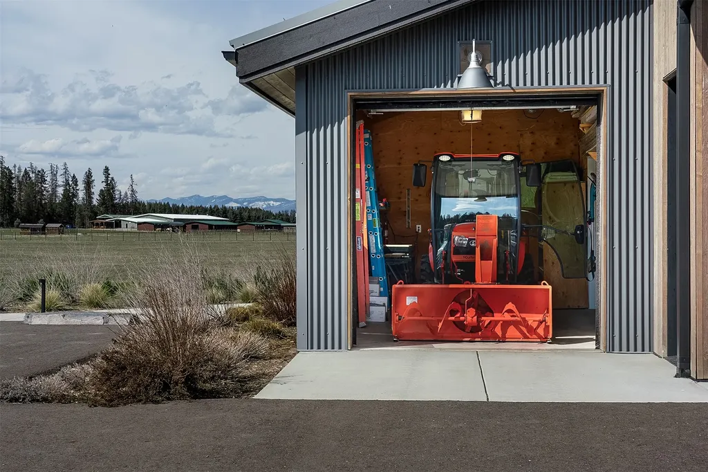 567 Twin Bridges Road Whitefish MT 59937