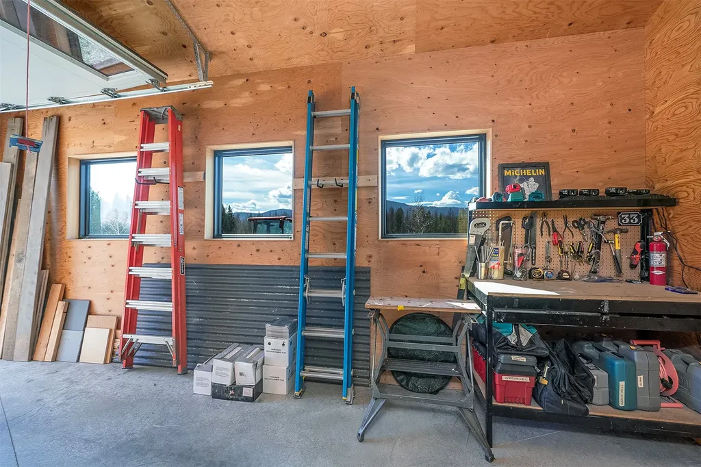 567 Twin Bridges Road Whitefish MT 59937