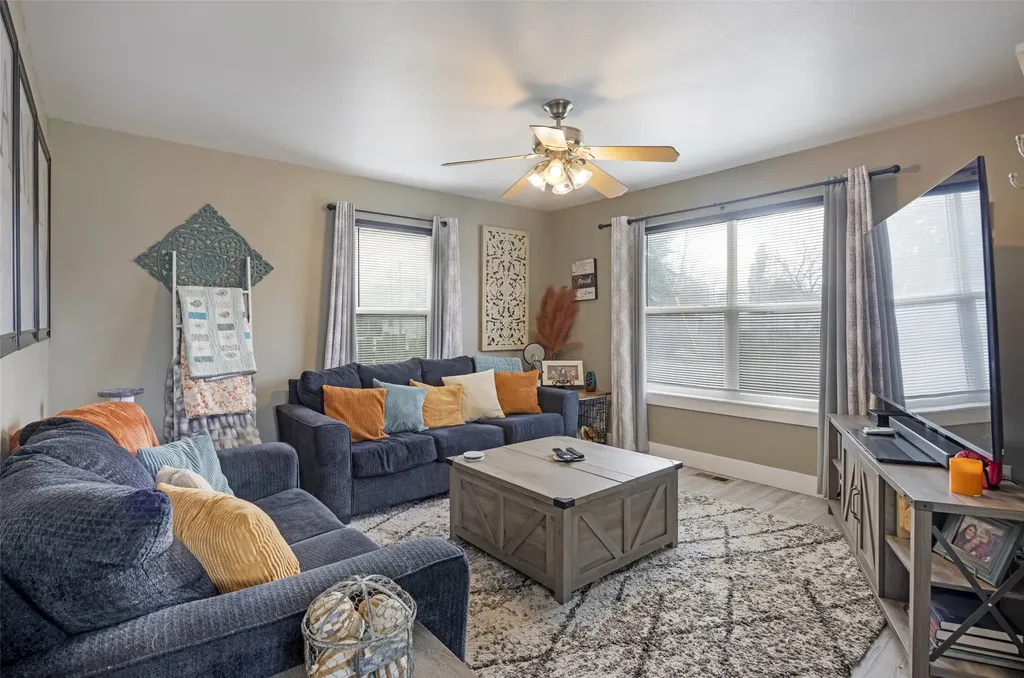 310 E 1st Street Corvallis MT 59828