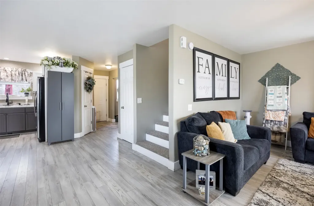 310 E 1st Street Corvallis MT 59828