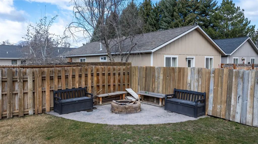 310 E 1st Street Corvallis MT 59828
