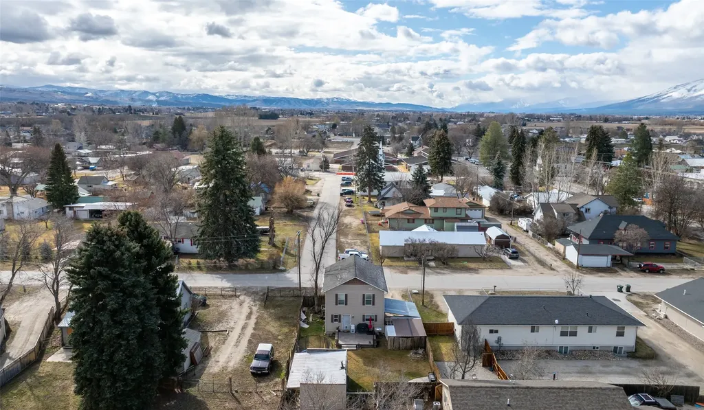 310 E 1st Street Corvallis MT 59828