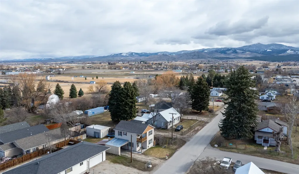 310 E 1st Street Corvallis MT 59828