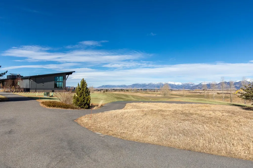 10 Caymus Lane Bozeman MT 59718