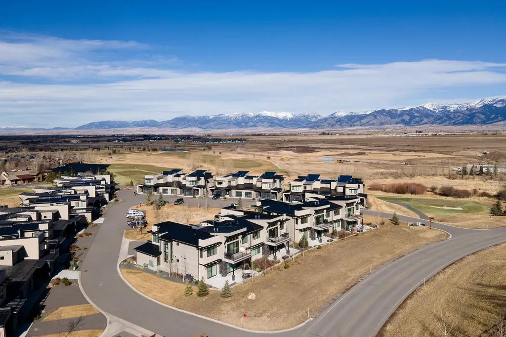 10 Caymus Lane Bozeman MT 59718