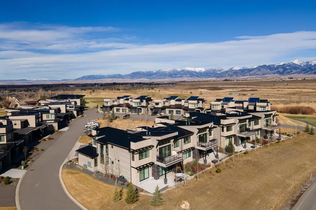 10 Caymus Lane Bozeman MT 59718