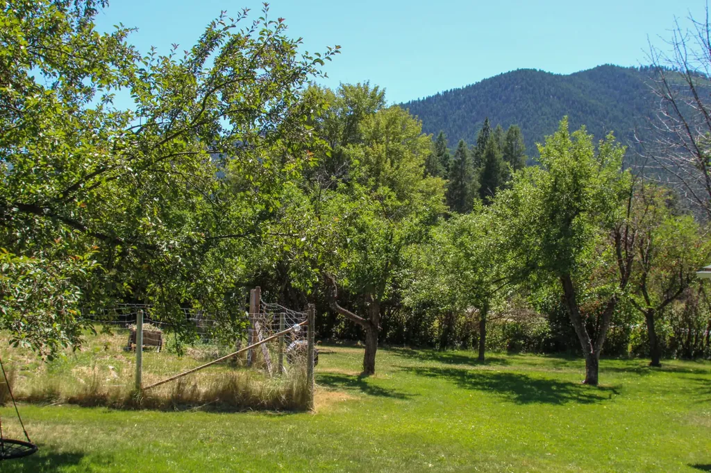 911 Greers Ferry Road Libby MT 59923