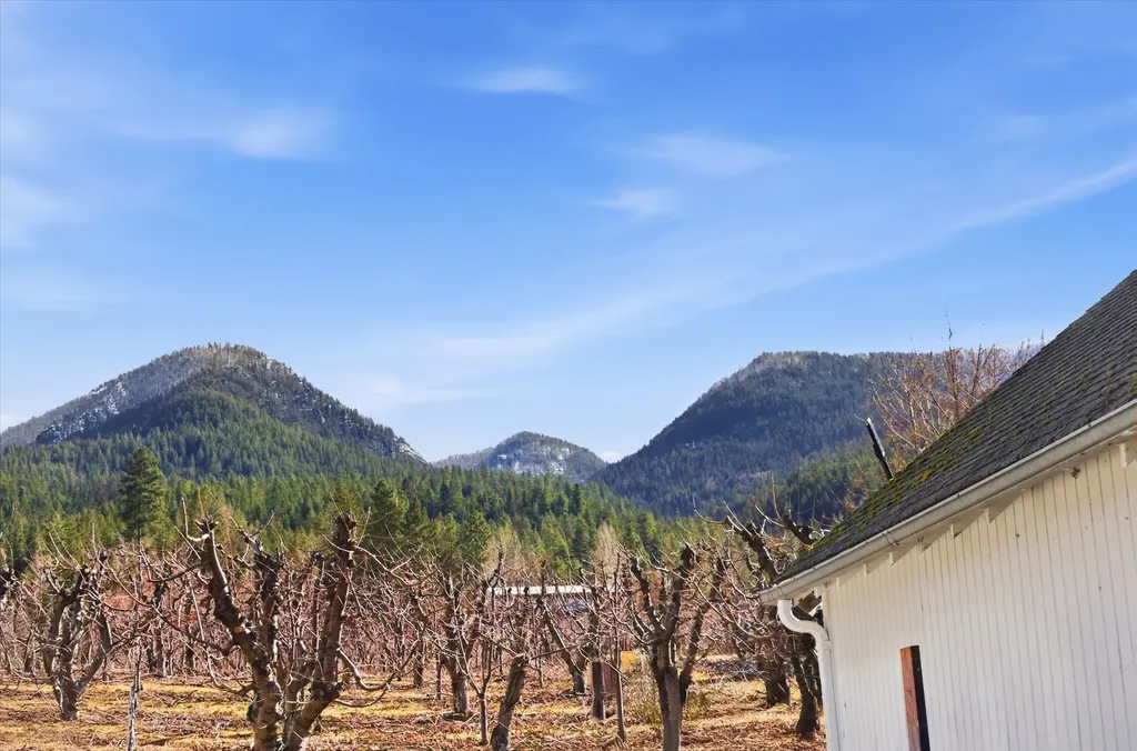 23726 Mount Highway 35 Bigfork MT 59911