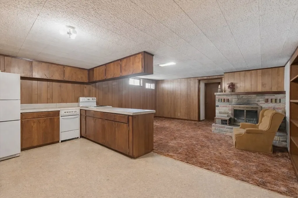 2260 E Lakeshore Drive Whitefish MT 59937