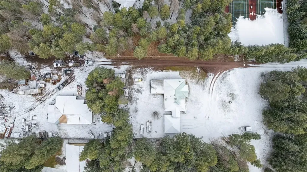 2260 E Lakeshore Drive Whitefish MT 59937