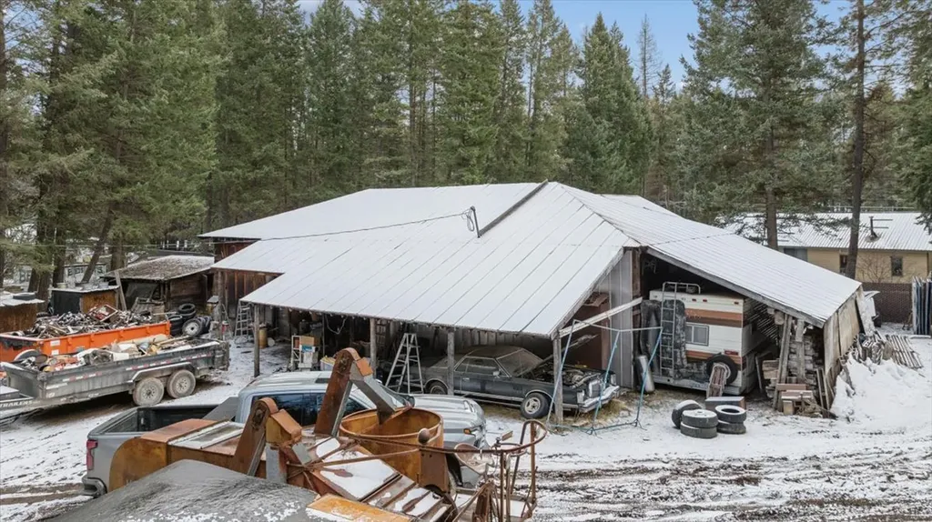 2260 E Lakeshore Drive Whitefish MT 59937