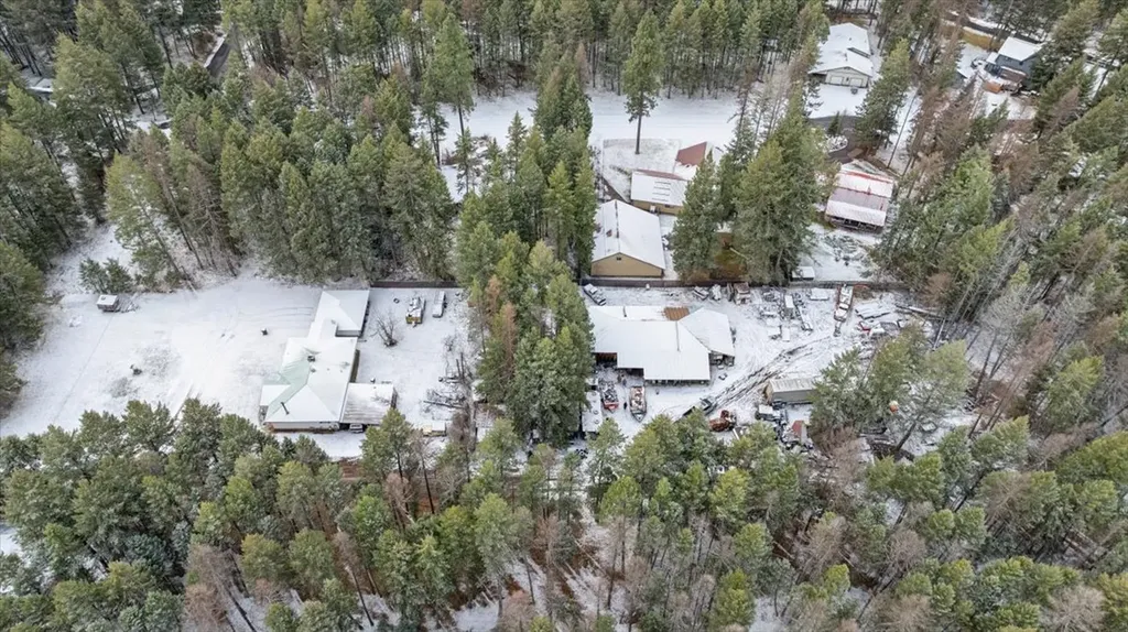 2260 E Lakeshore Drive Whitefish MT 59937