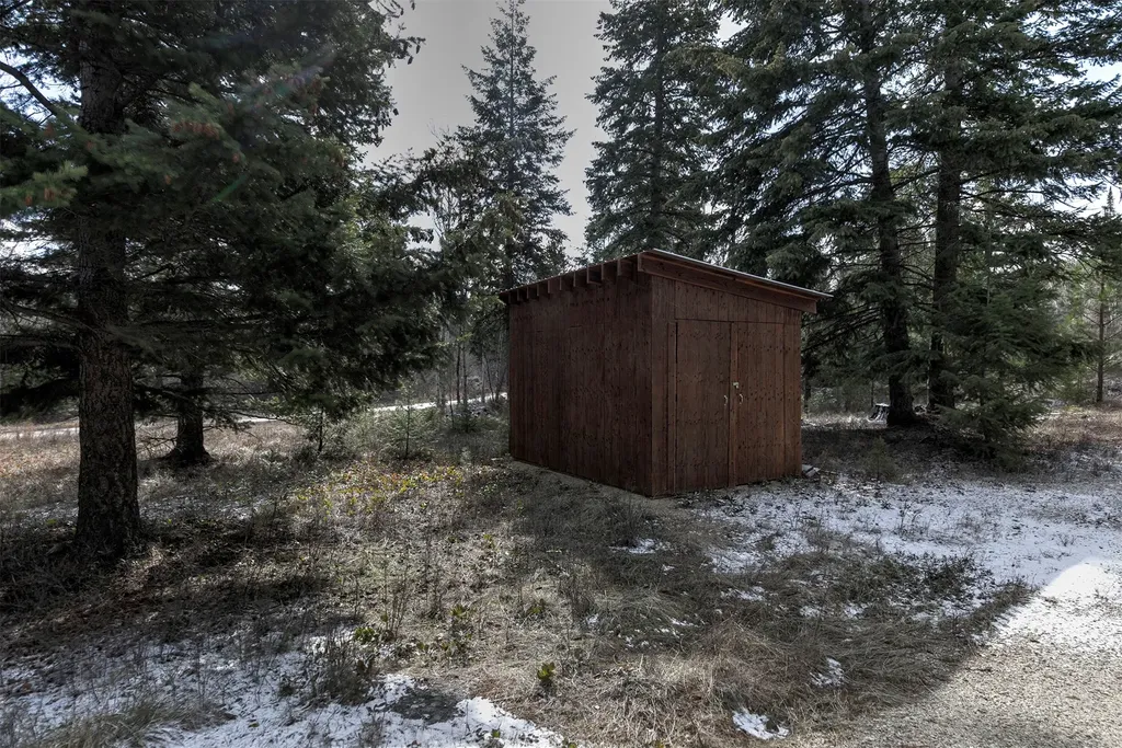 1065 Bear Creek Trail Victor MT 59875