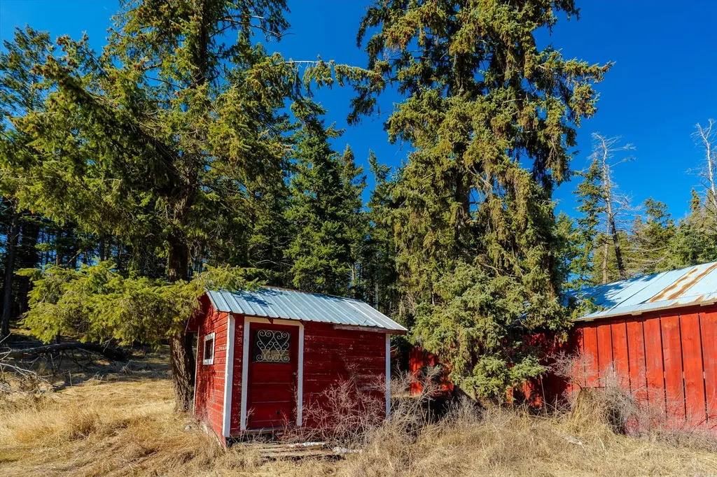 Nhn 4th Avenue Columbia Falls MT 59912