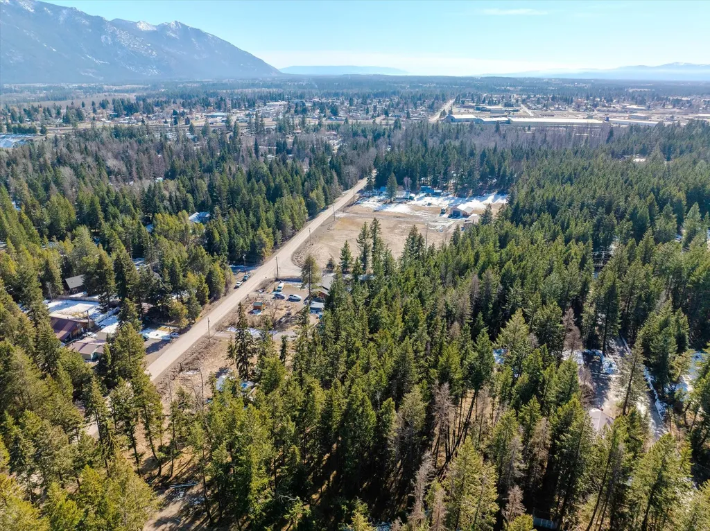 Nhn 4th Avenue Columbia Falls MT 59912