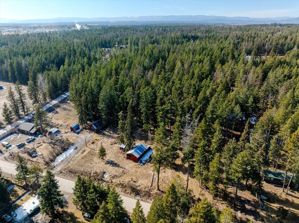 Nhn 4th Avenue Columbia Falls MT 59912