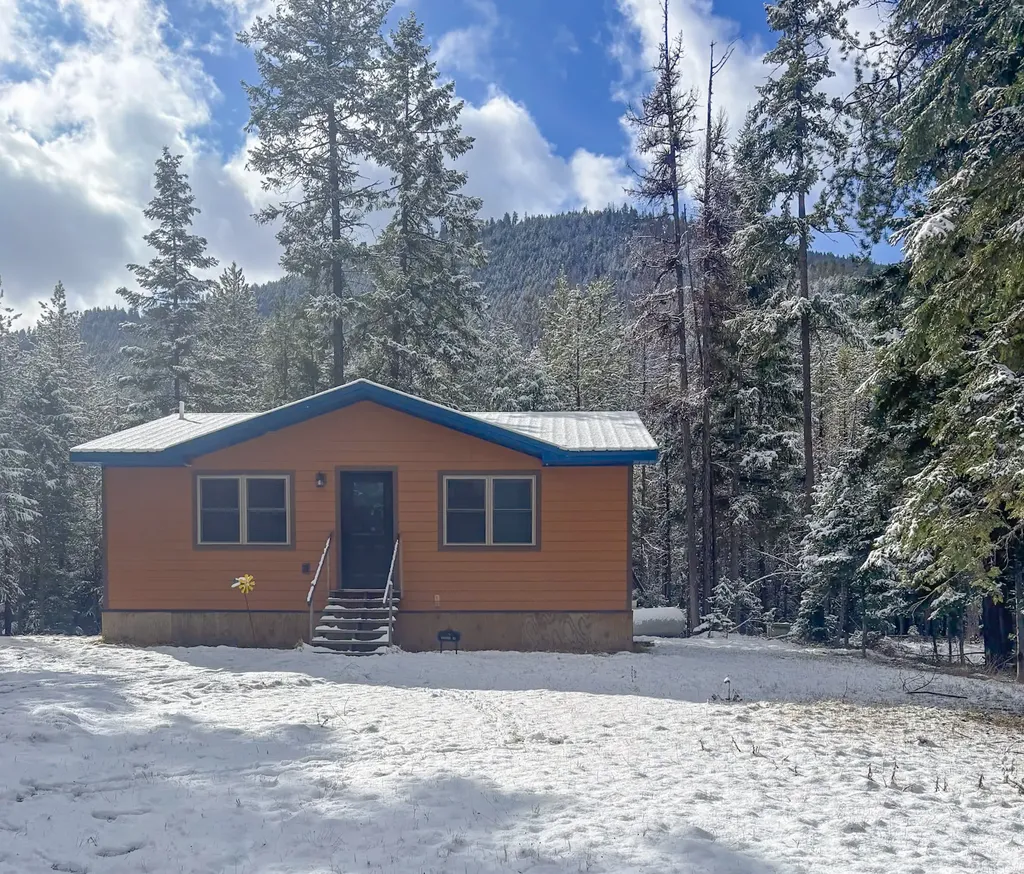 28 Woodside Lane Thompson Falls MT 59873