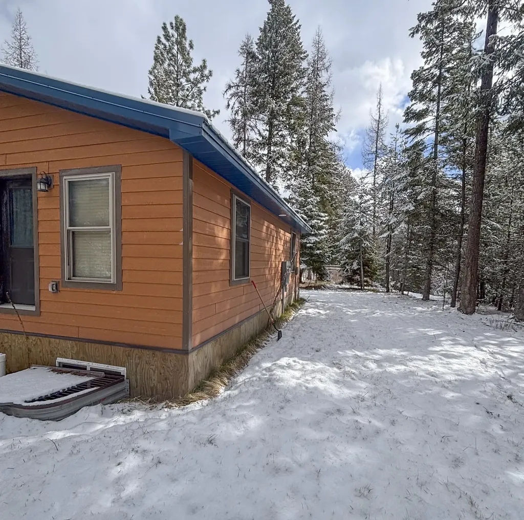 28 Woodside Lane Thompson Falls MT 59873
