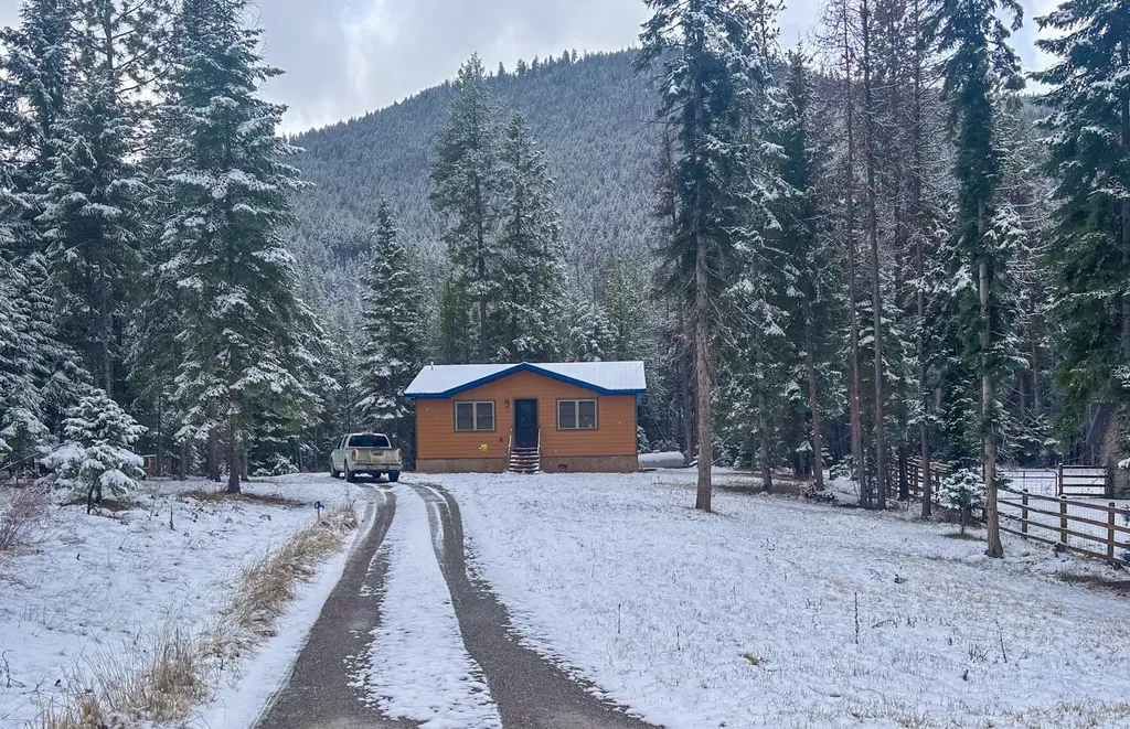 28 Woodside Lane Thompson Falls MT 59873