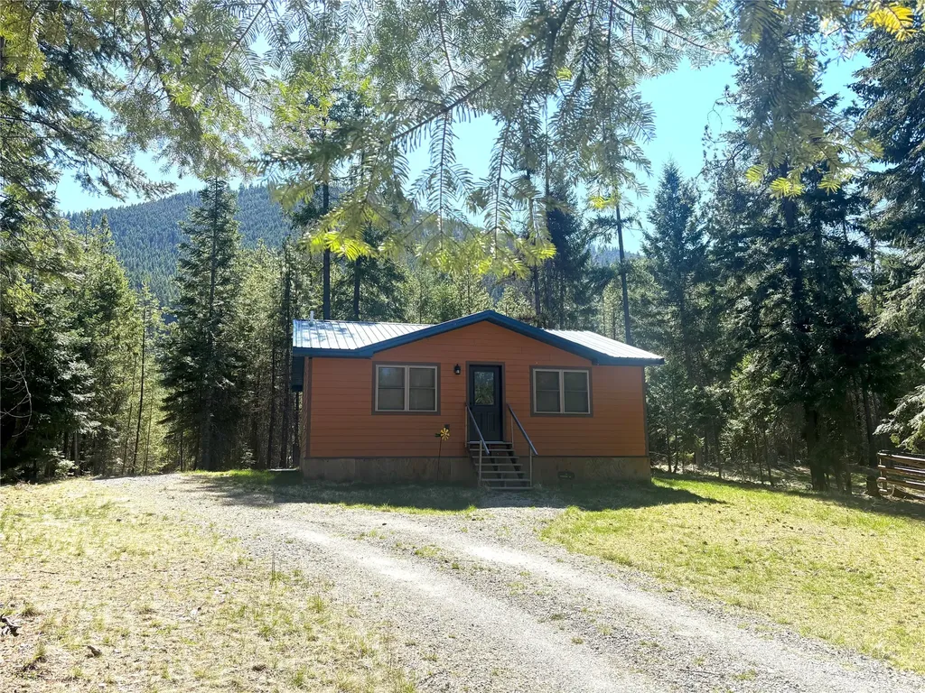 28 Woodside Lane Thompson Falls MT 59873