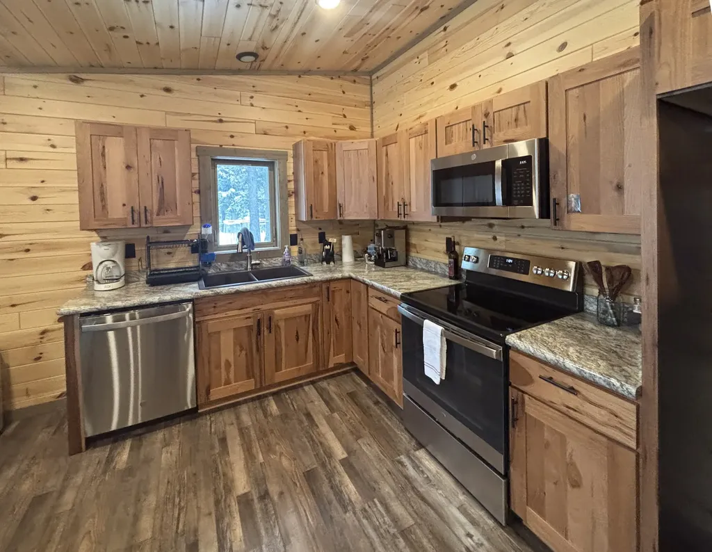28 Woodside Lane Thompson Falls MT 59873