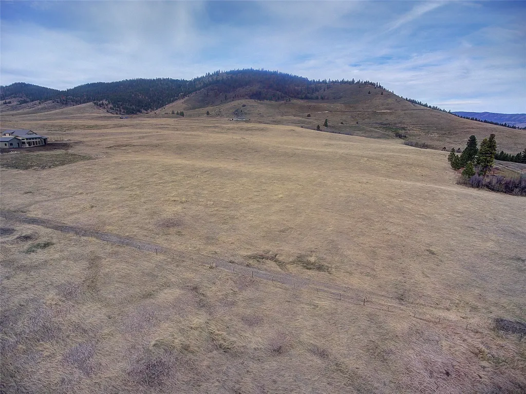31365 Walking Horse Lane Big Arm MT 59910