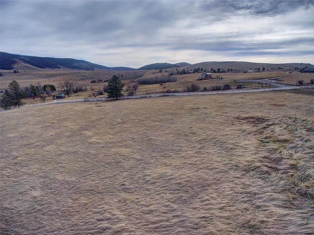 31365 Walking Horse Lane Big Arm MT 59910