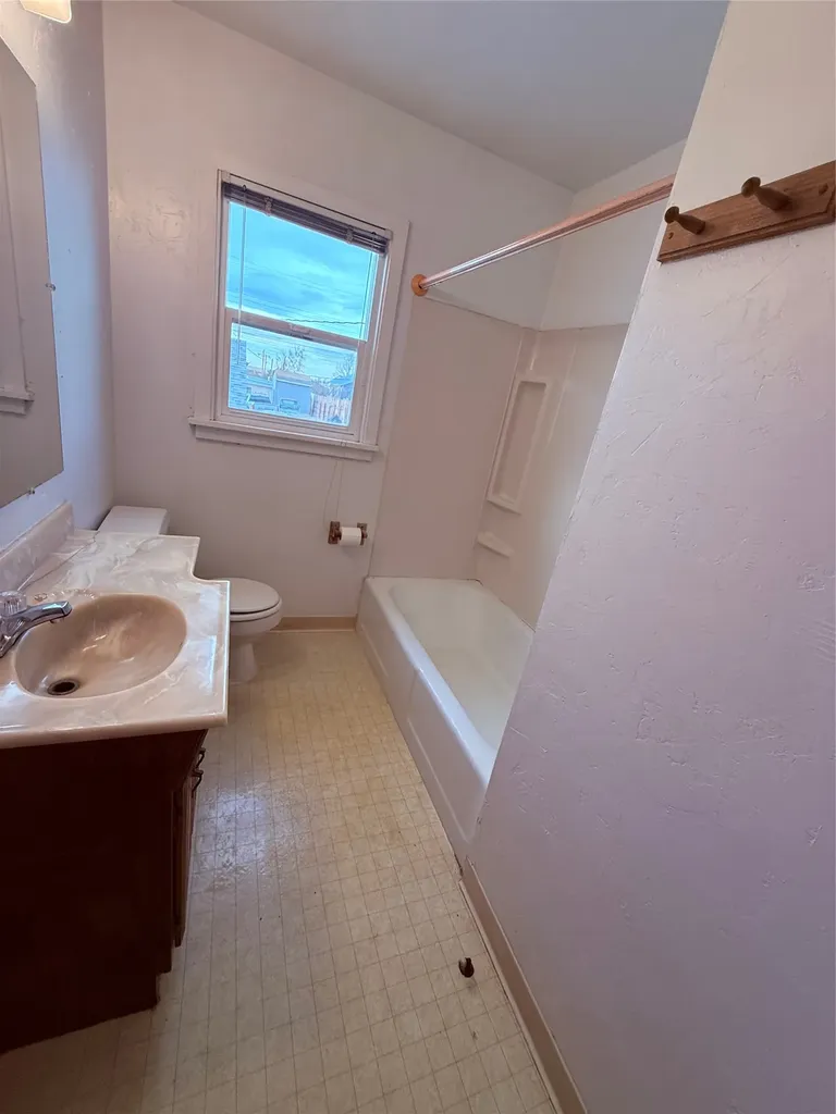236 4th Avenue SW Cut Bank MT 59427